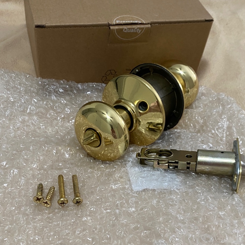 Interior Doorknob in Shiney Gold